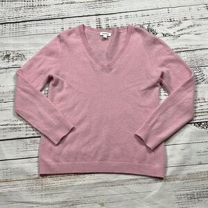Nordstrom v neck pullover cashmere sweater size medium
